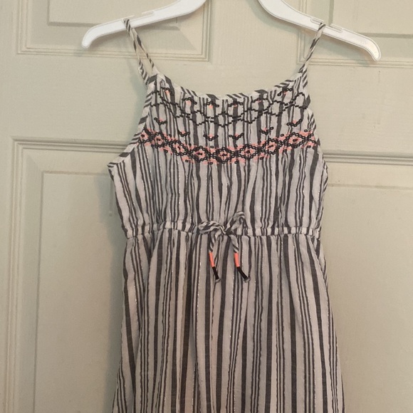 Cat and Jack Dress - Picture 3 of 3